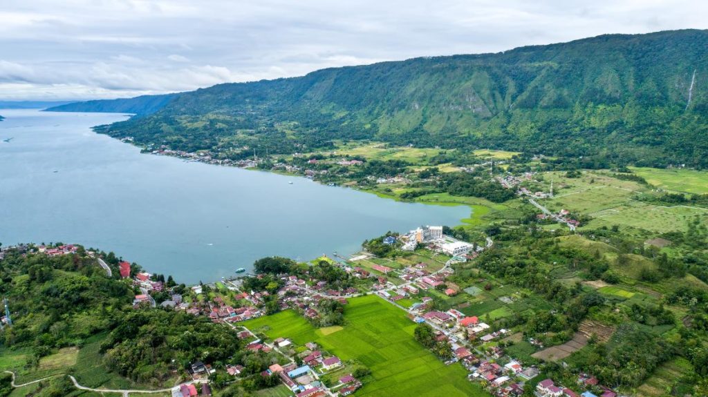 Tuktuk Samosir - Lake Toba