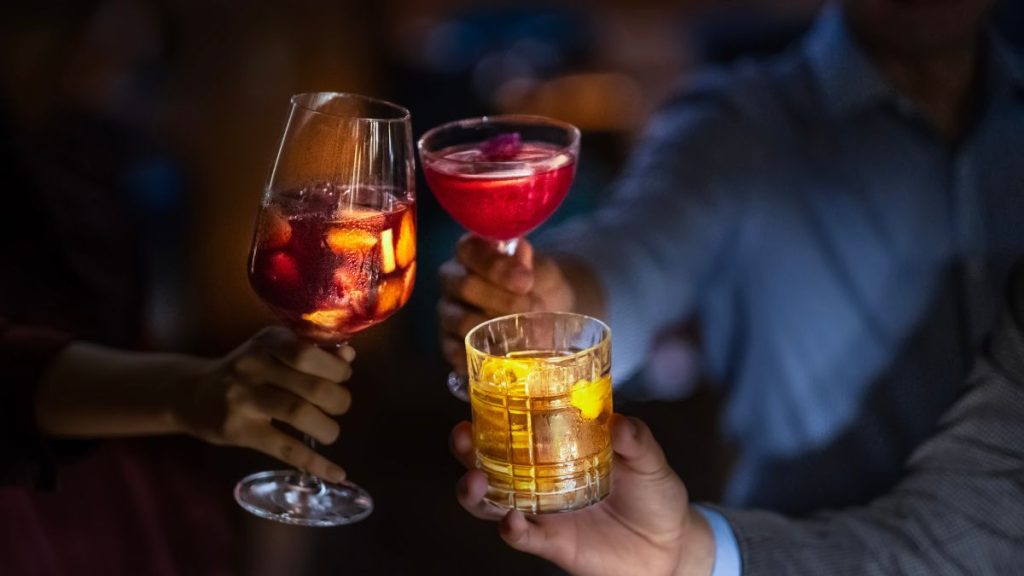 Socialize at SUBI Private Lounge